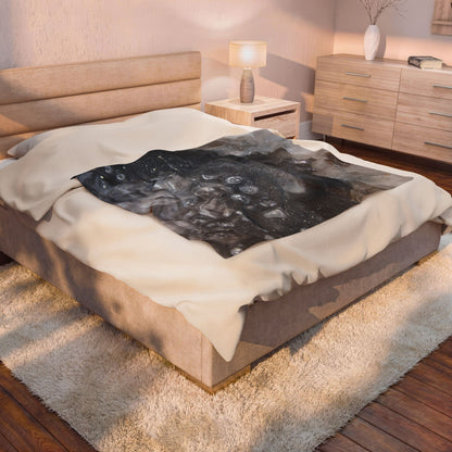Grey Moonston Elegance - Velveteen Plush Blanket