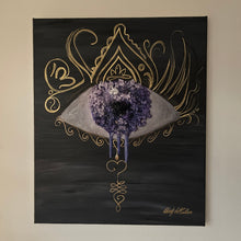 Load image into Gallery viewer, Soul’s Eye Resin Artwork – Crystal Eye for Healing &amp; Protection