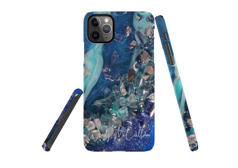 Elucidation snap phone case