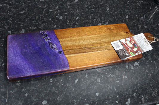 Amethyst Acacia Serving board -Charcuterie Board: Functional Art for Your Home