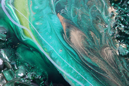 Verdant Guardian – Malachite Geode Resin Wall Art for Healing & Protection